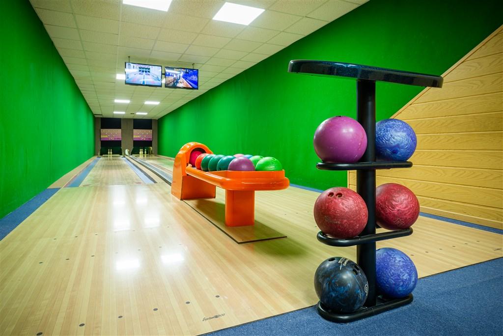 Bowling