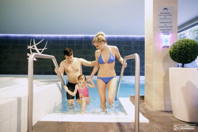 Wellness Hotel Pohoda - bazén