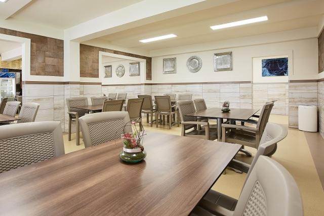 Termální lázně FLEXUM - restaurace