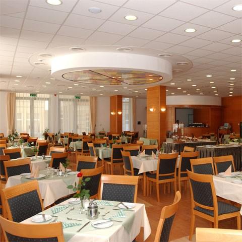 Restaurace