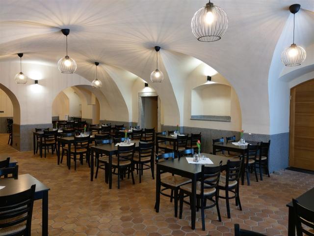 Antoň