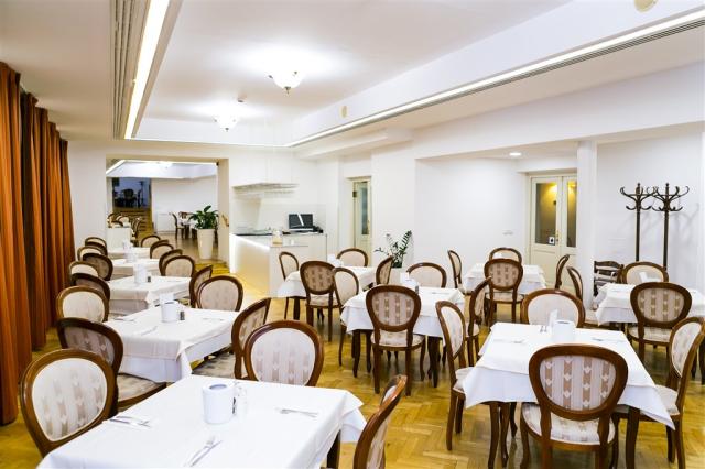 Restaurace