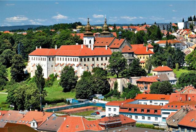 Třebíč, zámek a bazilika sv. Prokopa