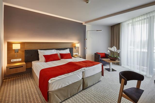 Thermal Hotel Balance