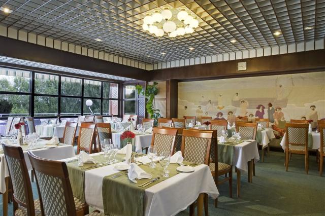 Restaurace