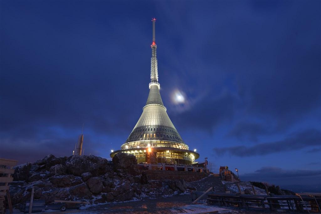 Ještěd - zdroj: www.visitliberec.eu