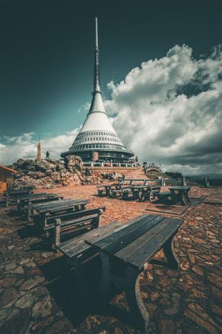 Ještěd - zdroj: www.visitliberec.eu