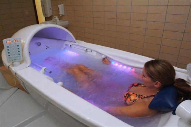 Hydromasáž