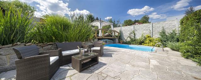 Pytloun Wellness Travel