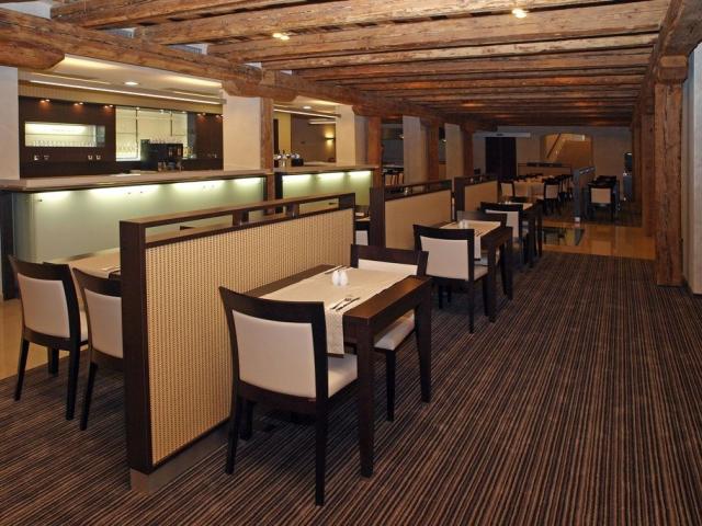 Hotelová restaurace
