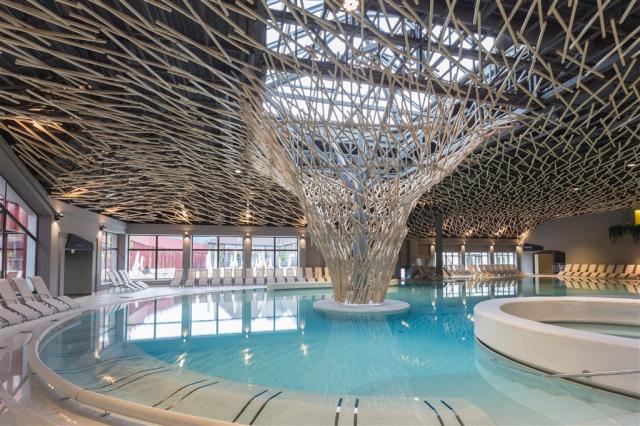 Pohled na rodiné wellness hotelu Breza.