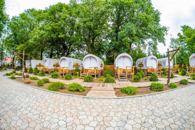 Western Camp Resort
