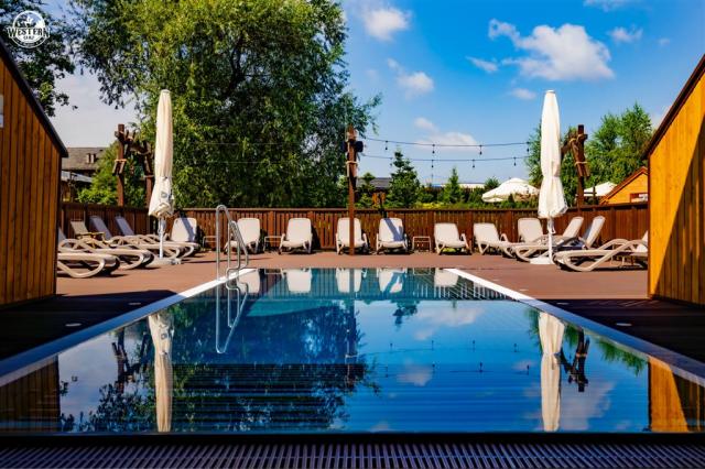 Western Camp Resort