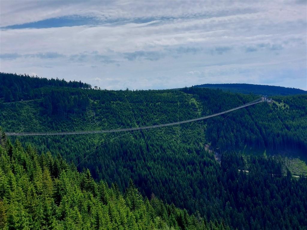Visutý most Sky Bridge 721, Dolní Morava
