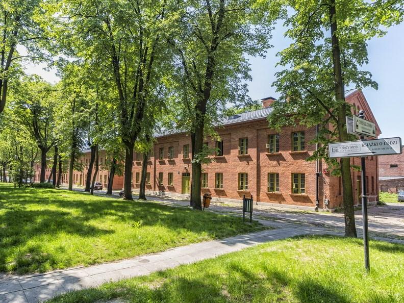 Księży Młyn v Lodži. Komplex textilních továren.