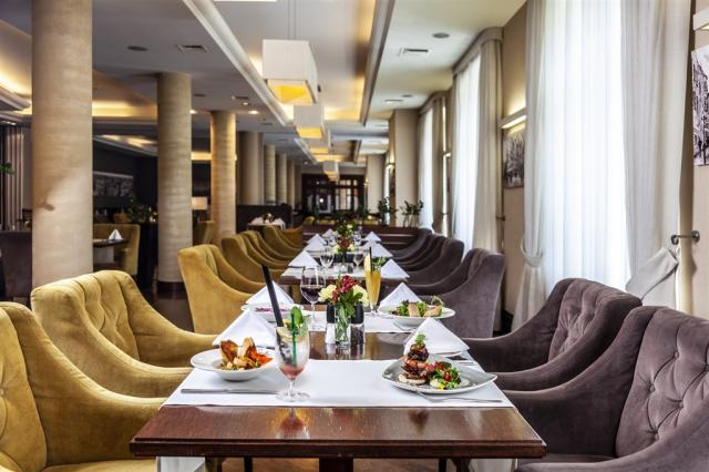 Restaurace