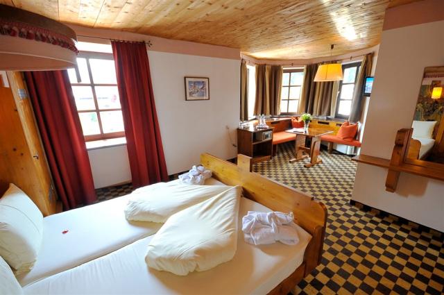 Schlosshotel Rosenegg