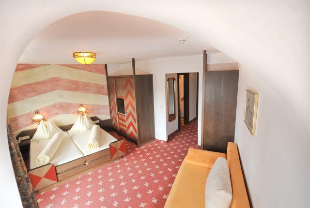 Schlosshotel Rosenegg