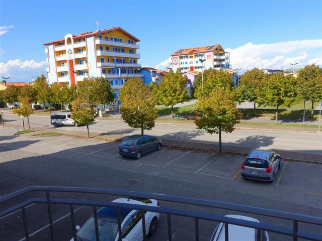 výhled z boční strany apartmánu