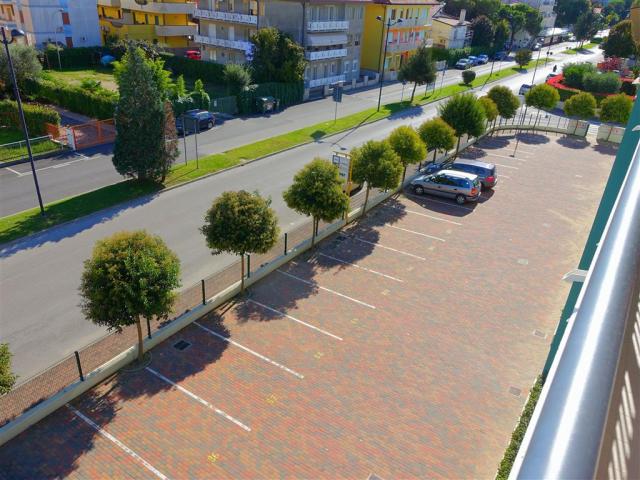 výhled z apartmánu, parkoviště residence