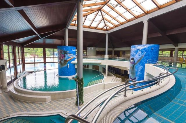 Wellness a bazény hotelu Termal