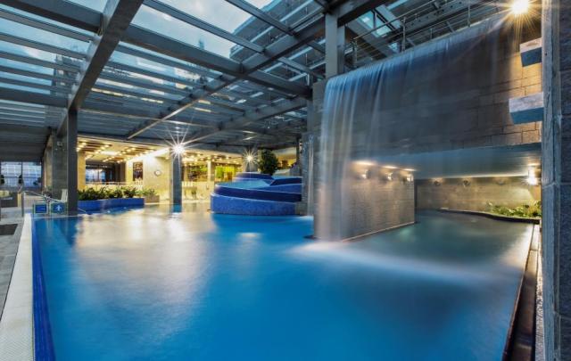 Bazénový komplex ve wellness Živa