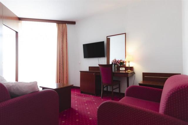 Suite 2+2