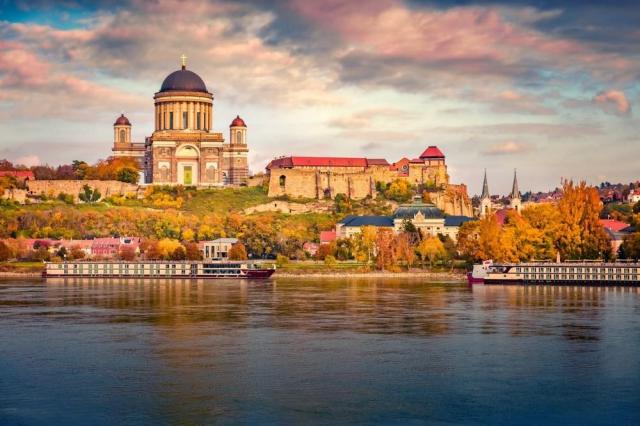 Ostřihomská bazilika Nanebevzetí Panny Marie a sv. Vojtěcha – n