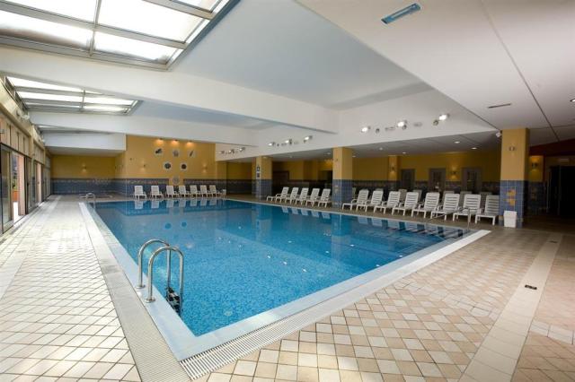 Vnitřní bazén v hotelu Salinera