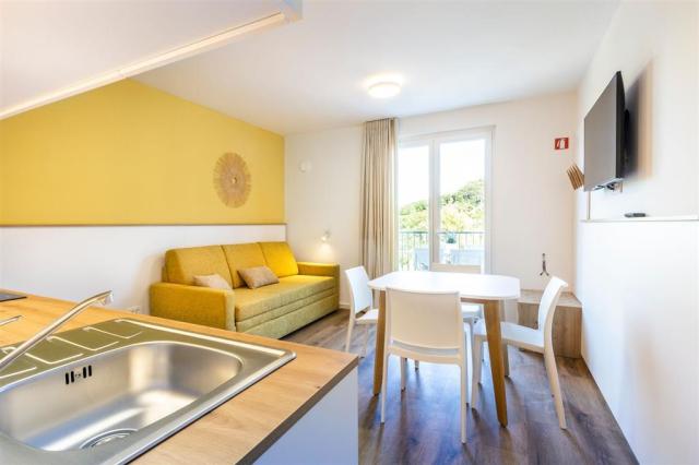 Apartmán 2-4
