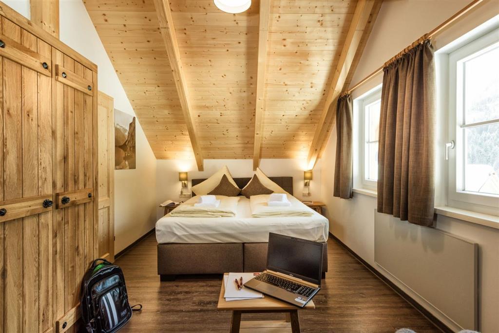 Lodge Alpine Wellfeel Plus