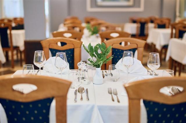 Restaurace