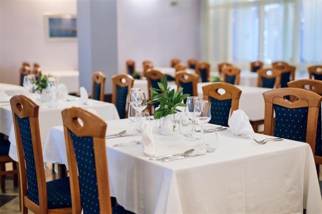 Restaurace