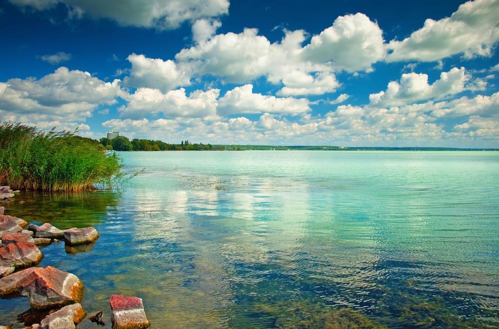 Koupání a zábava u Balatonu