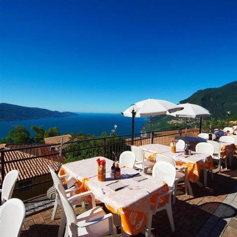 Restaurace
