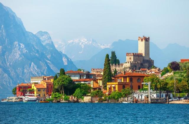 Městečko Garda u jezera Lago di Garda