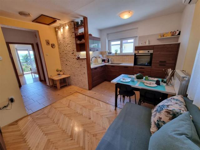 Apartmán 4+2 č. 2