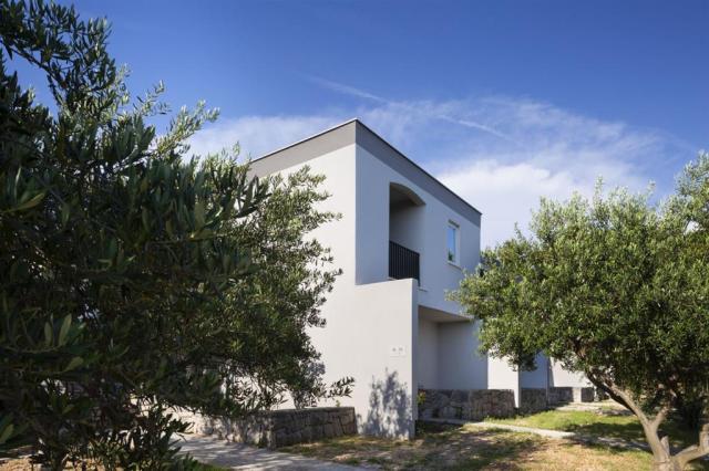 Pavilony