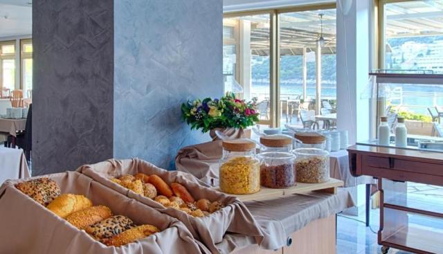 Restaurace