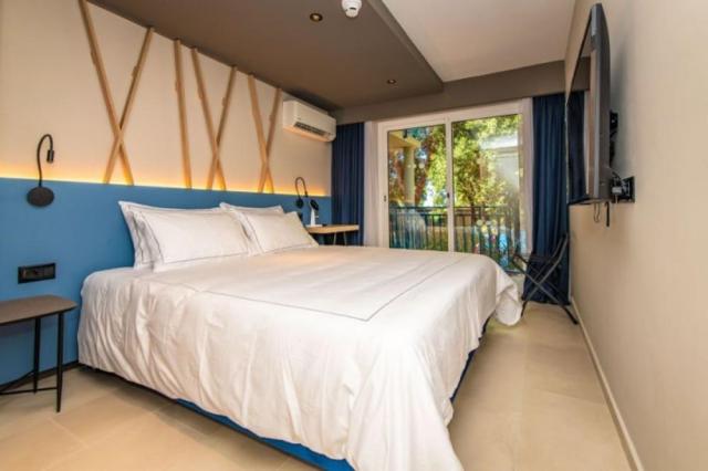 Arena Verudela Beach Resort & Verudela Villas