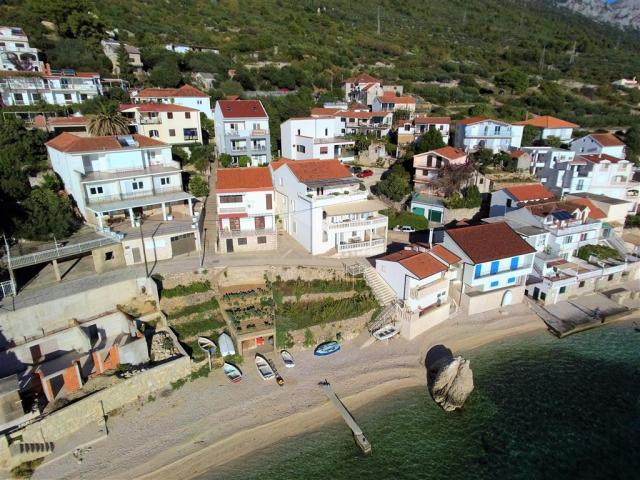 Vila Nikolina