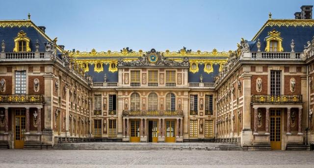 Versailles