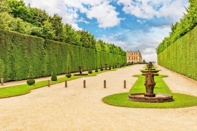 Versailles