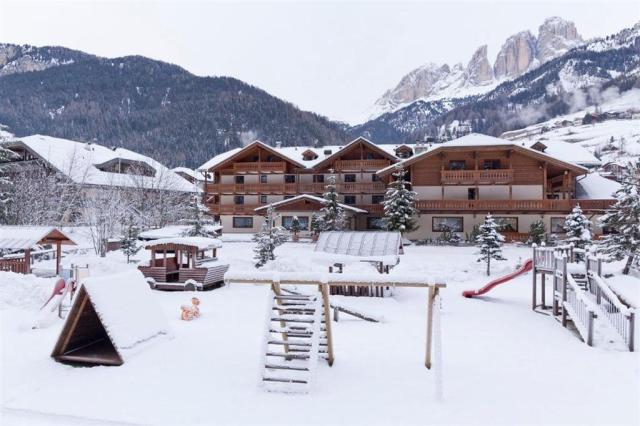 Hotel Sella Ronda a Depandance Serellena