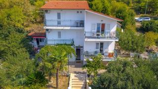 Vila Jure