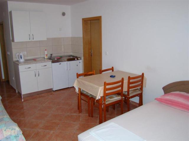 Studio 2+2 č. 2-5B s 2-6A