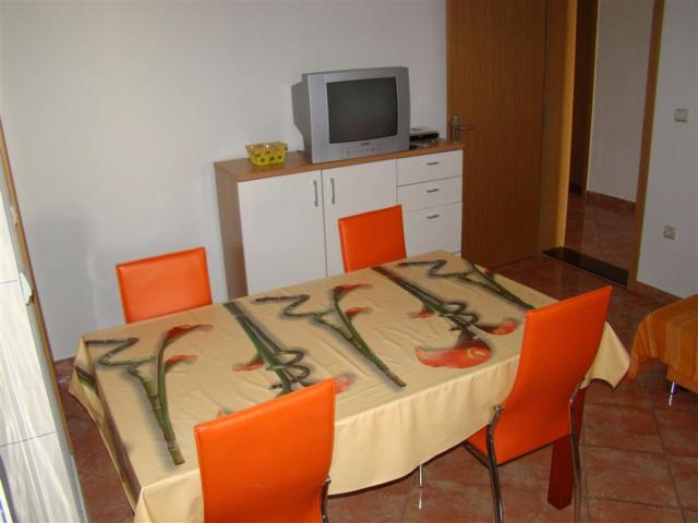 Apartmán 2+2 č. 1-1 a 1-2