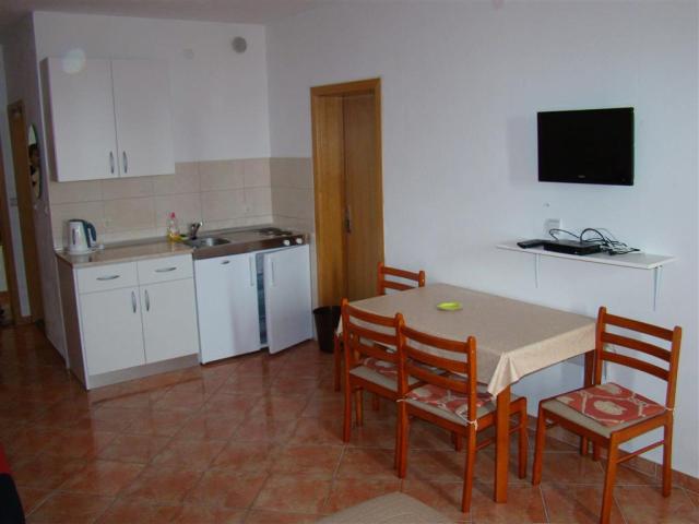 Studio 2+2 č. 1-3B s 1-4A