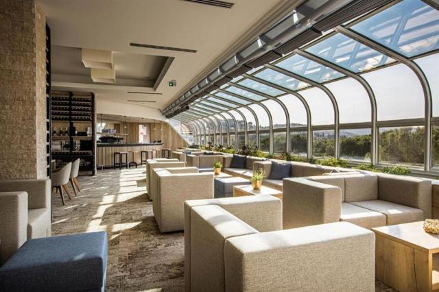 Lobby bar v hotelu Histrion