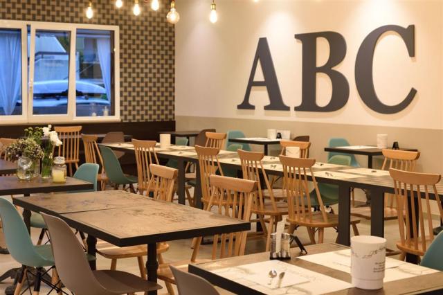 Hotel Abc